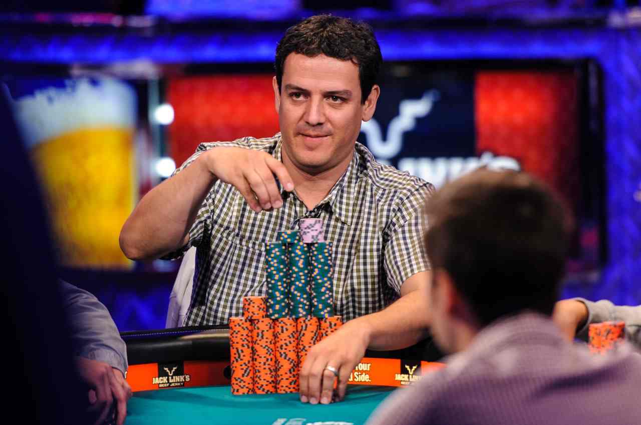 Carlos Mortensen vincitore wsop main event 2001