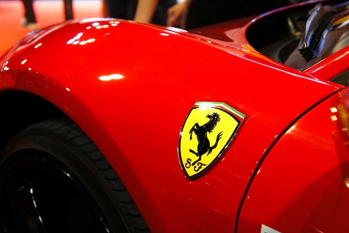 Ferrari (AdobeStock)