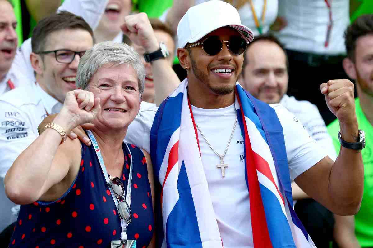 Mamma Lewis Hamilton (Getty images)