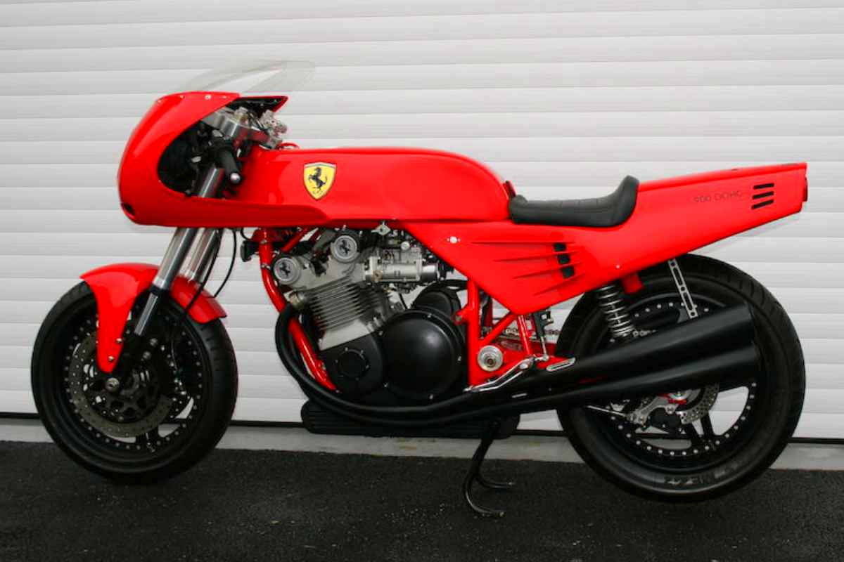 Moto Ferrari (Bonhams)