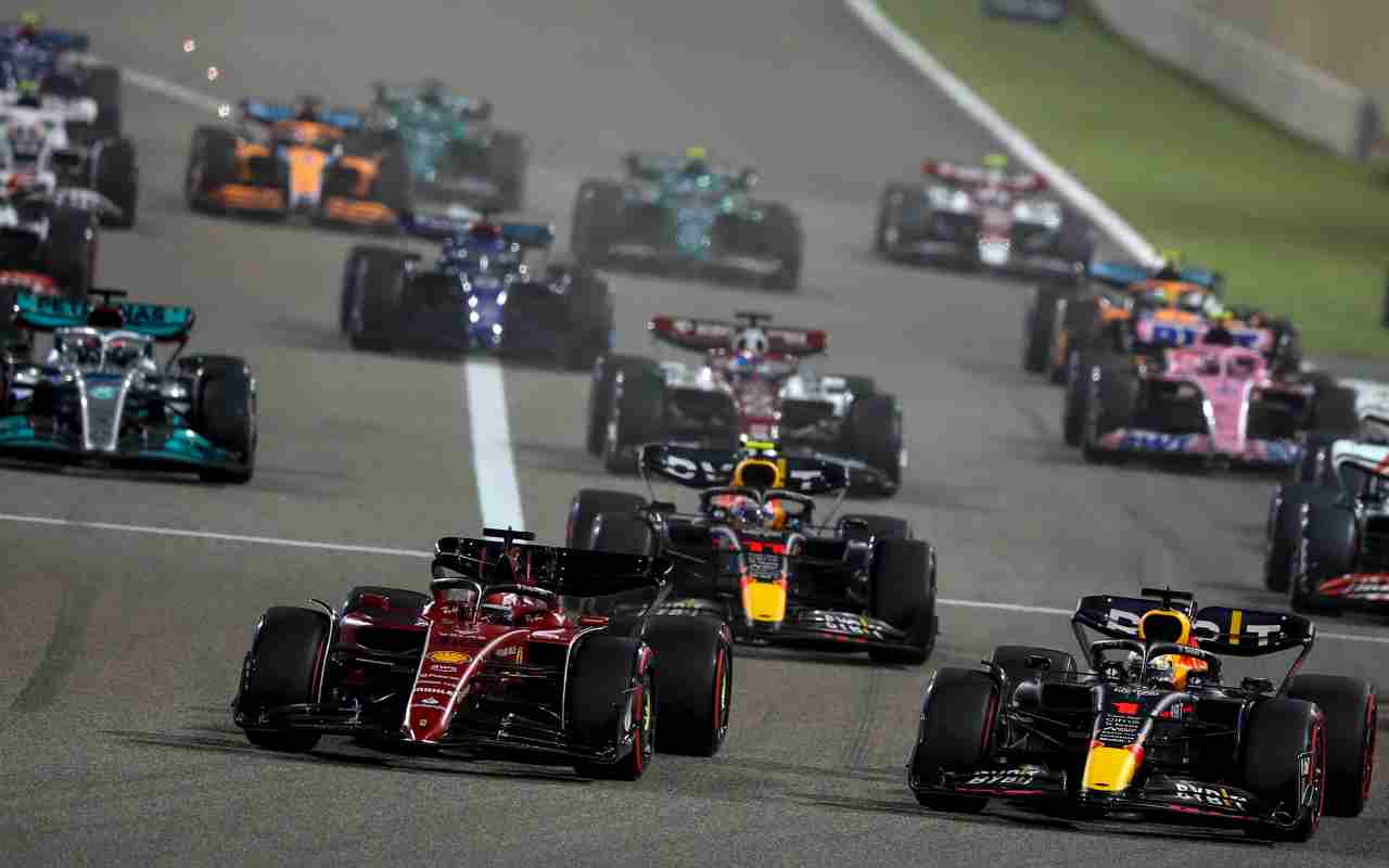 La partenza del GP del Bahrain (foto Ansa)