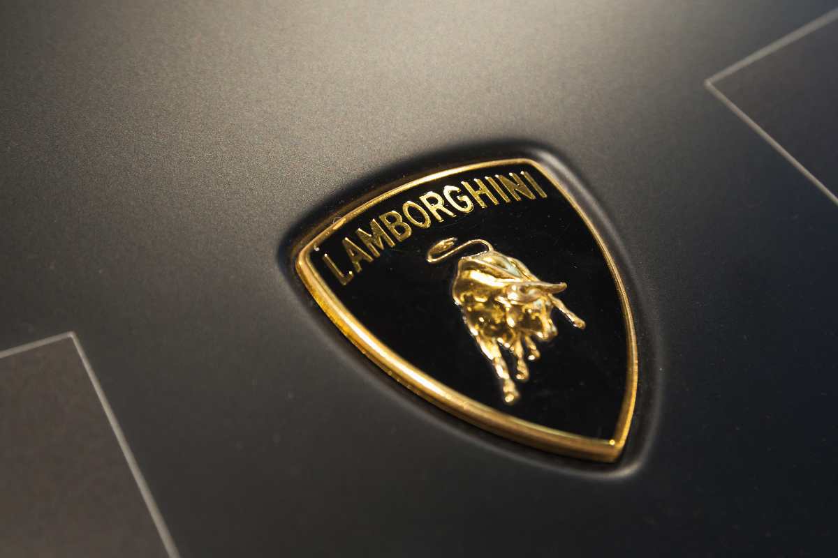 Lamborghini Logo (Adobe Stock)