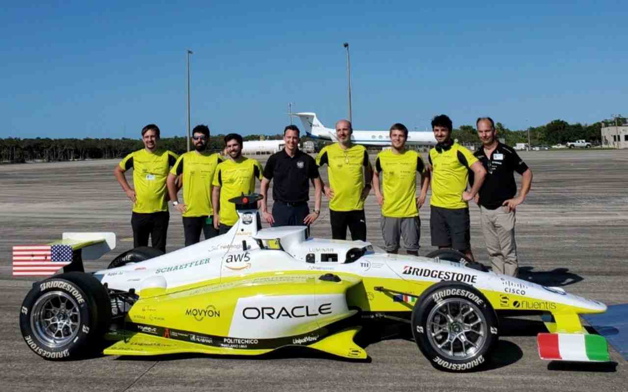 Dallara (Twitter)