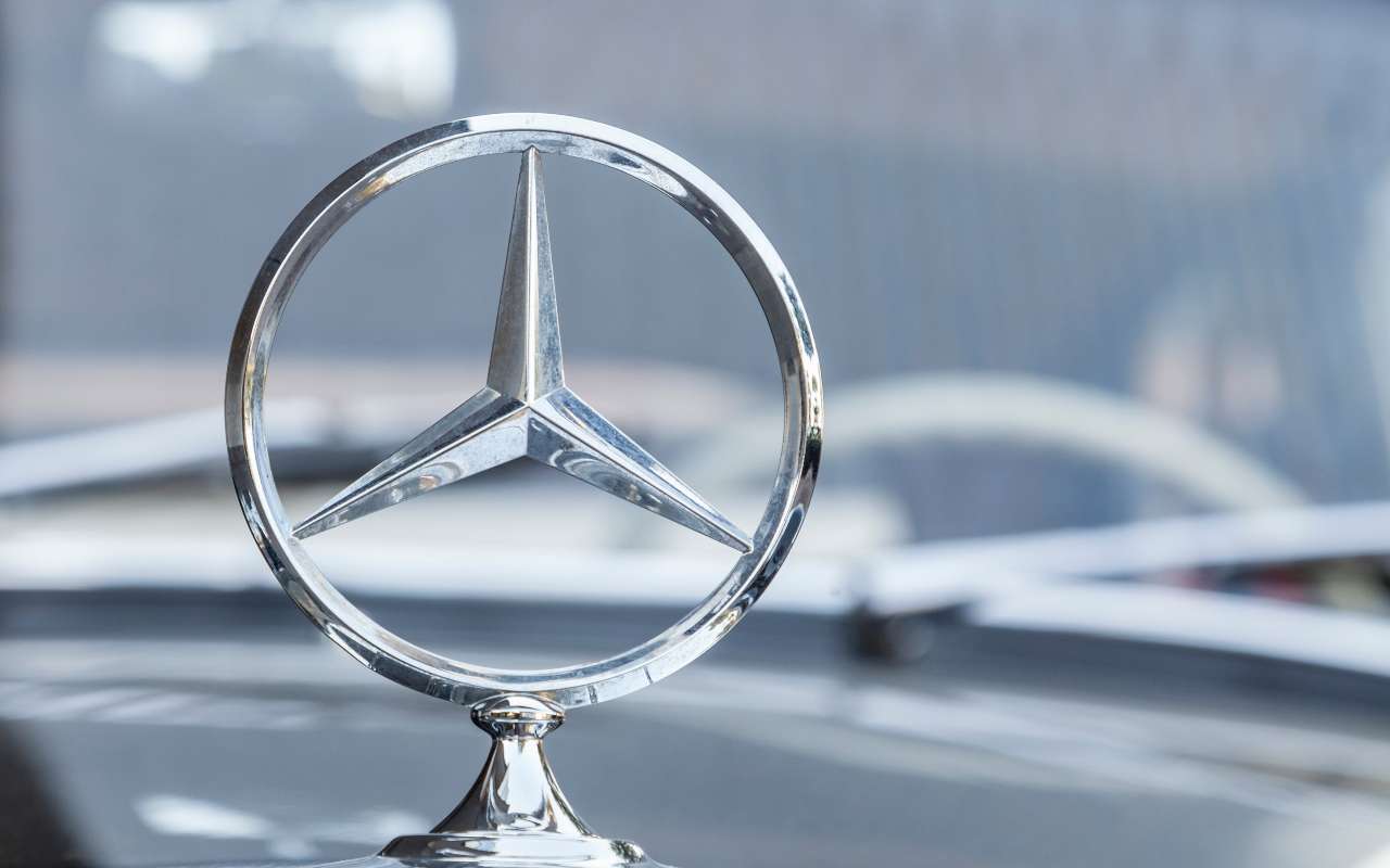 Mercedes (AdobeStock)