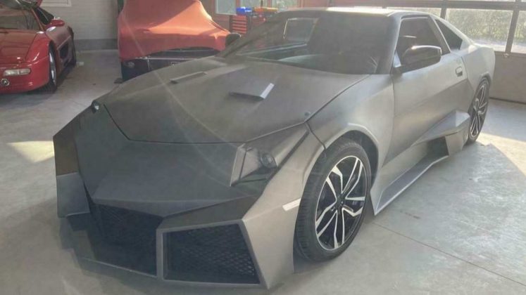 Toyota Supra del 1990 come una Lamborghini Reventon (Marktplaats)