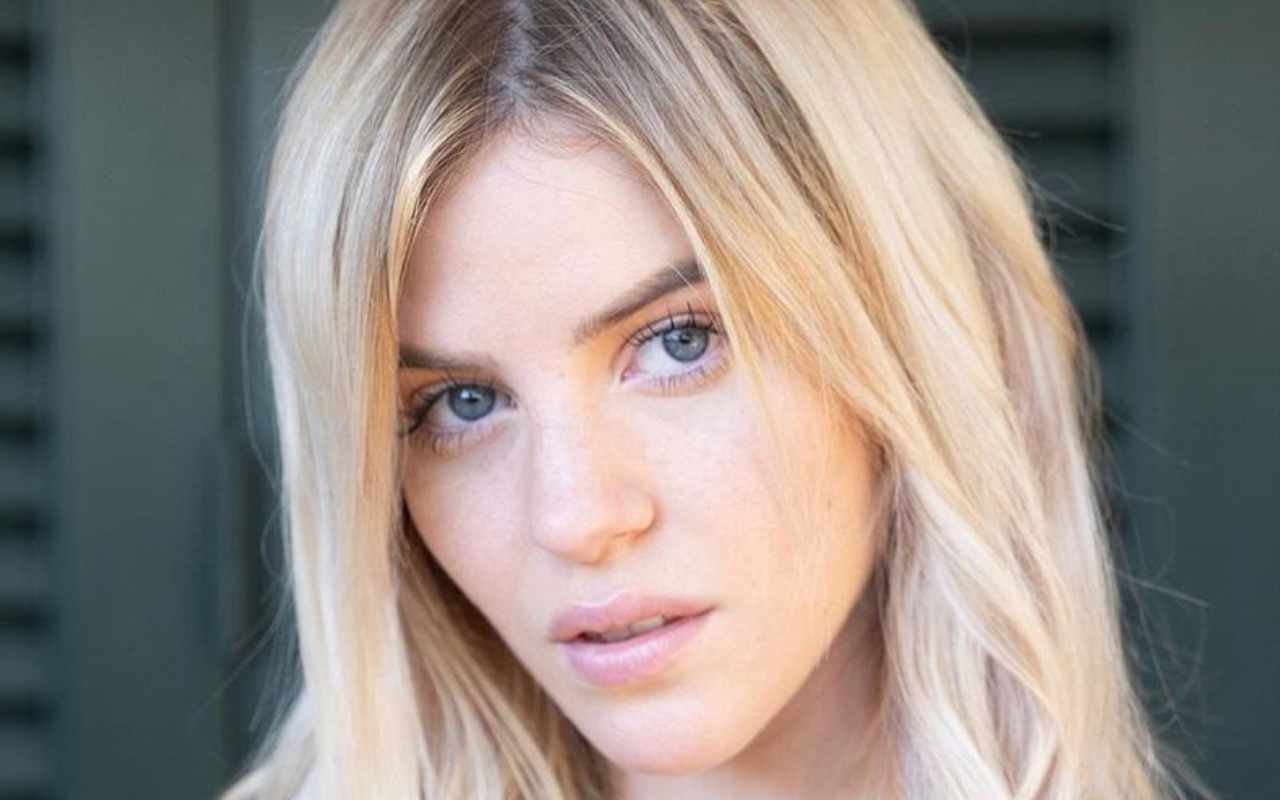 Sara Croce (Instagram)