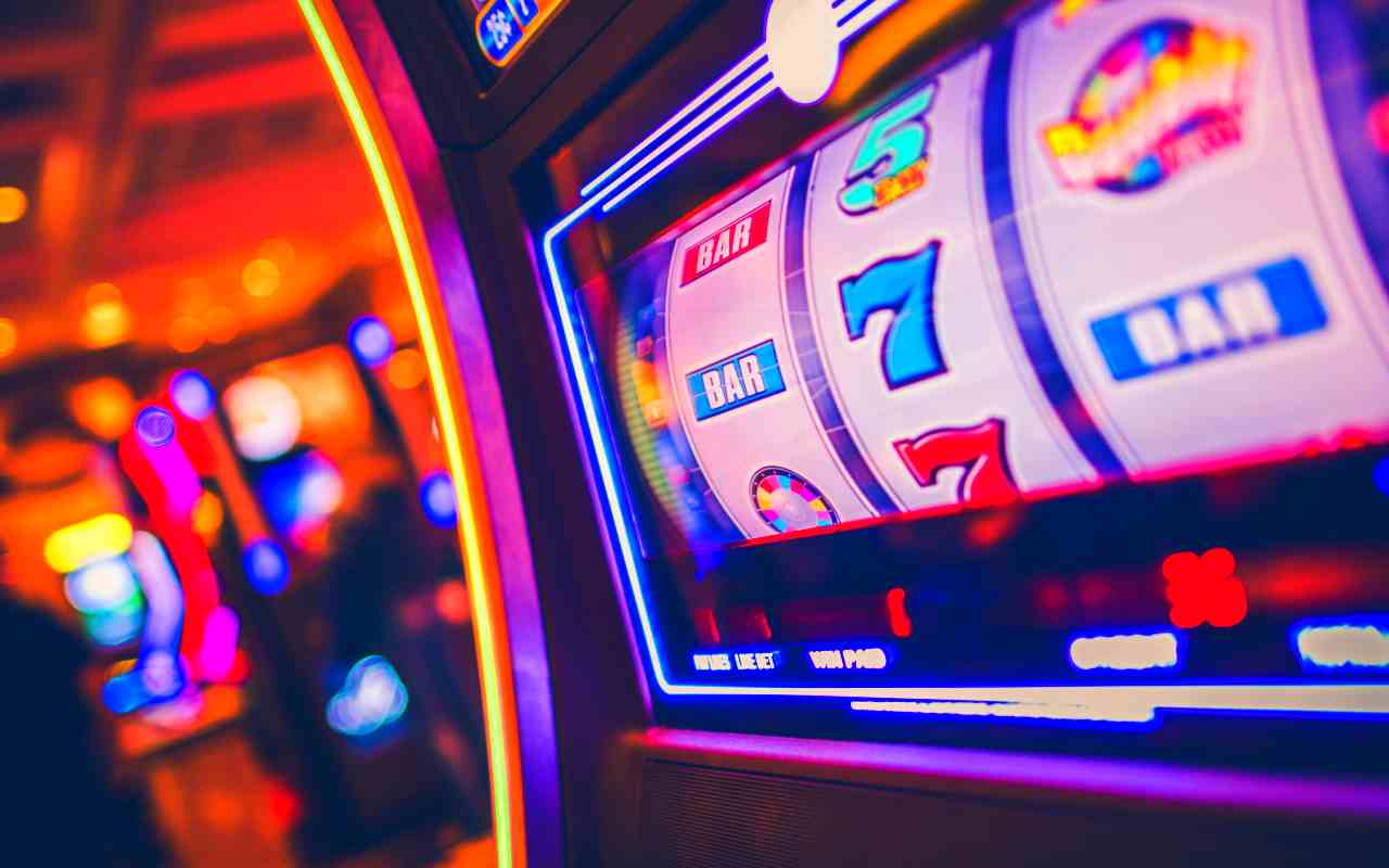 Slot Machine (AdobeStock)