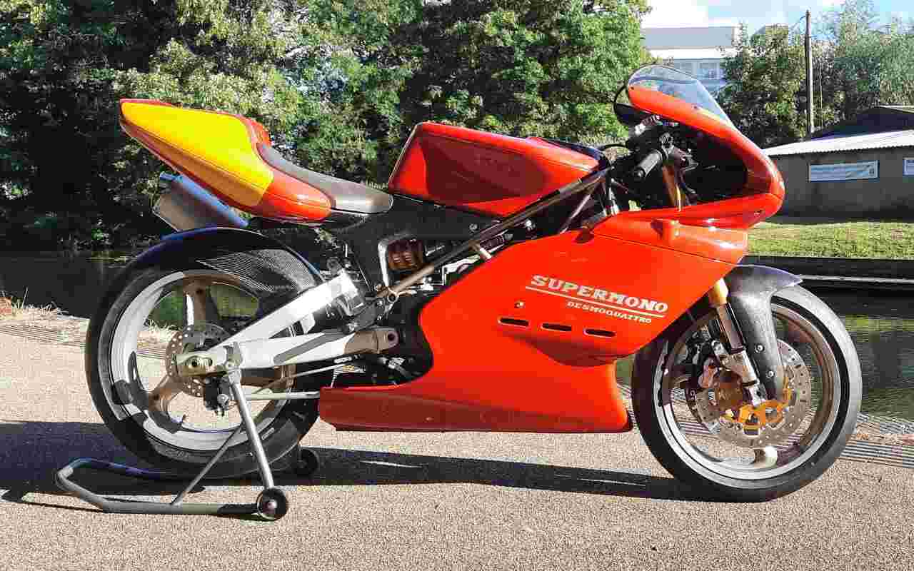 Ducati Supermono (handh.co.uk)