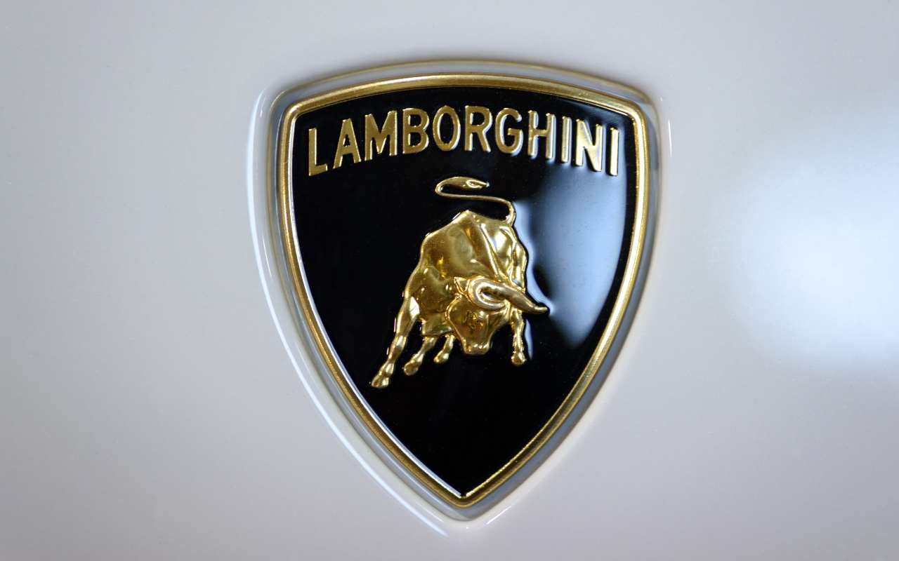 Lamborghini (AdobeStock)