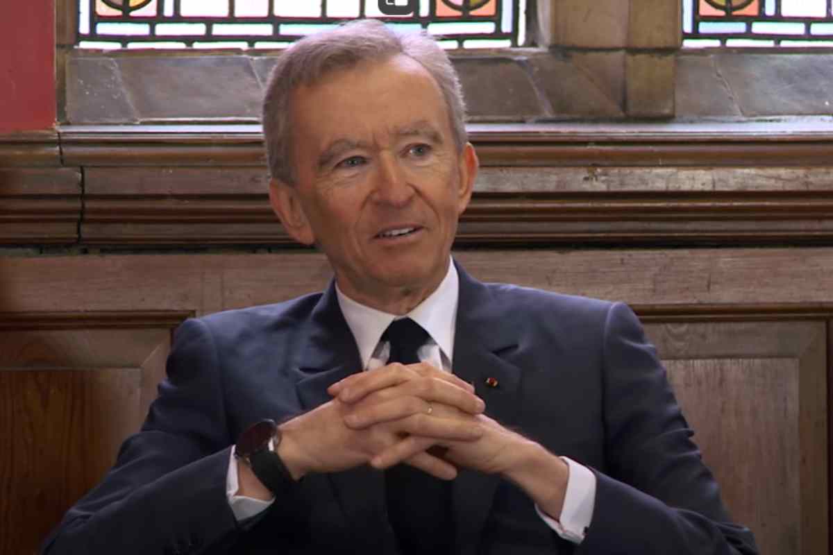 Bernard Arnault, parco macchine di un 75 enne miliardario