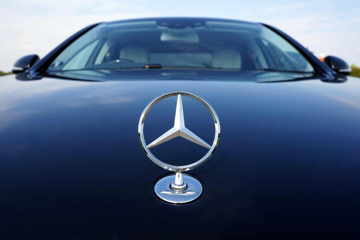 Mercedes, un modello rarissimo è lurido