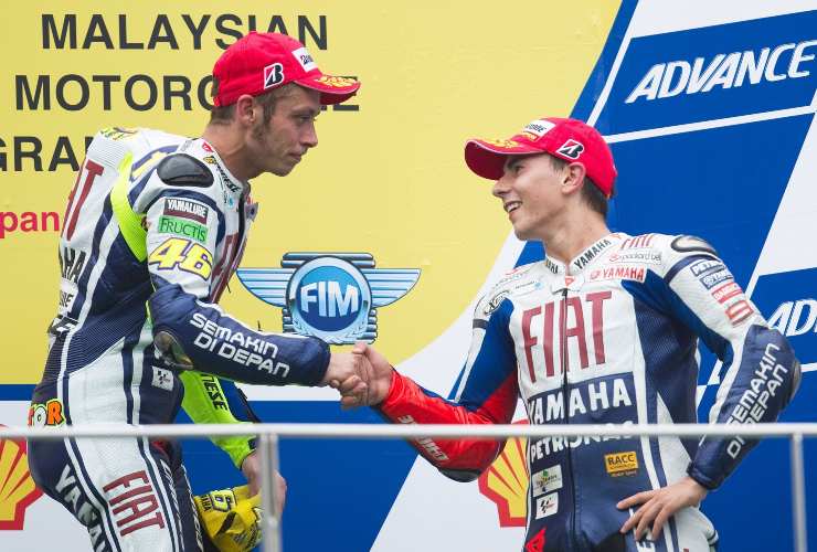 Rossi e Lorenzo ancora rivali